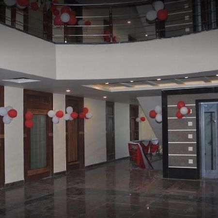 Hotel Bns International Sasarām Екстериор снимка